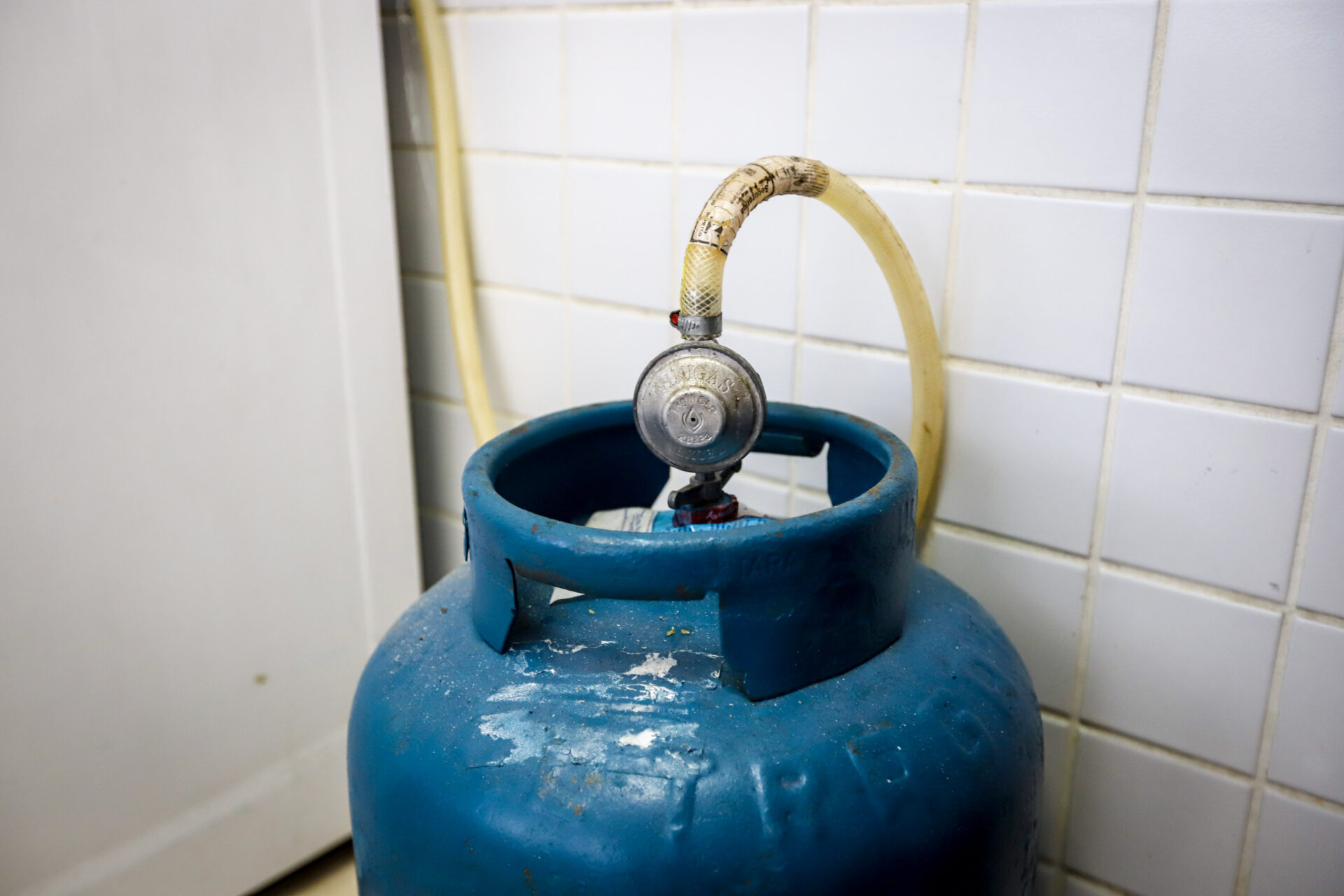 Gás de cozinha sobe até 14% no Paraná e pode ficar R$ 34 mais caro