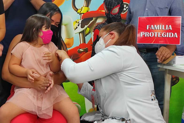 Vacinação infantil no Paraná