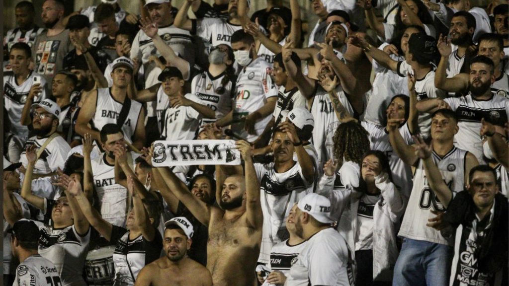 Torcida do Operário