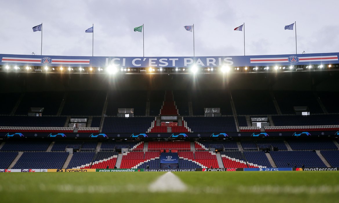 PSG empata com o Bayern em Munique e está na final da Champions