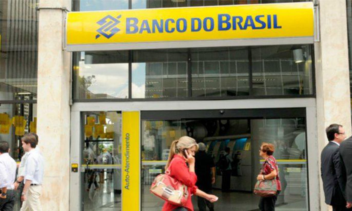 Banco do Brasil passa a oferecer crédito a famílias inscritas no CadÚnico