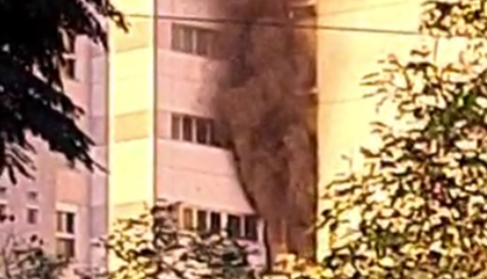 VÍDEO: Incêndio atinge prédio de luxo em cidade do PR e mobiliza Corpo de Bombeiros