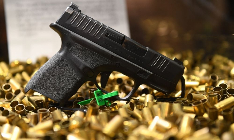 Novo decreto sobre CACs vai restringir o número de armas por pessoa