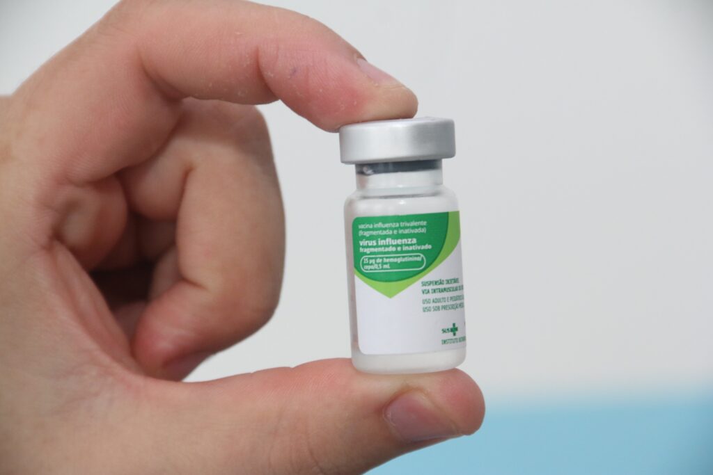 Vacina contra gripe estará liberada a partir de amanhã em Ponta Grossa