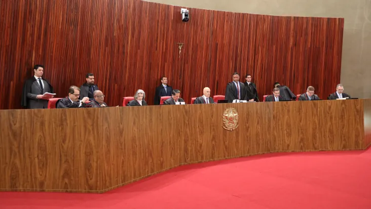 Ex-presidente Bolsonaro é condenado pela maioria dos ministros do TSE