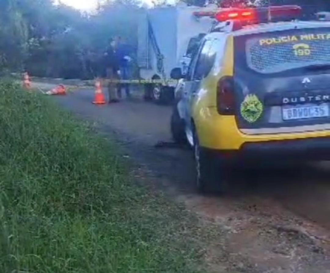 Video corpo de mulher é retirado das águas do Rio Guaraúna em  