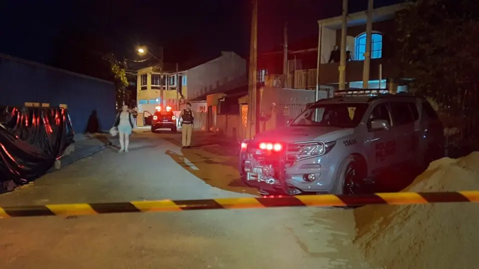 Assaltante morre após confronto com a PM