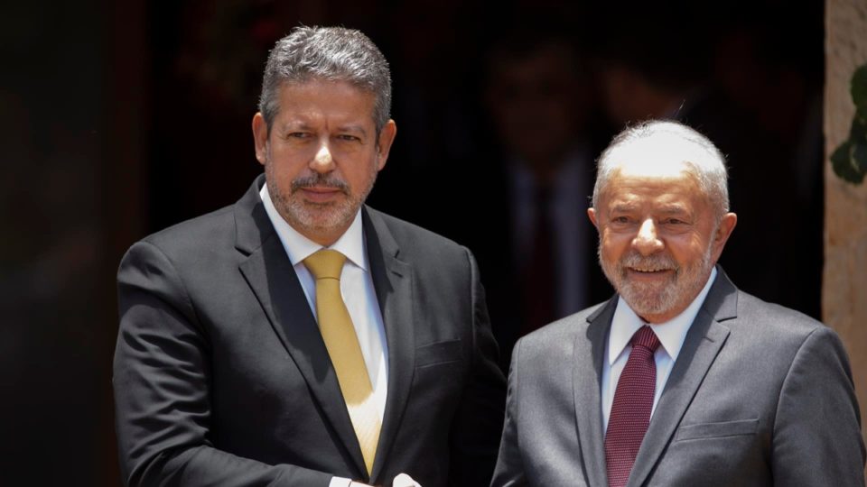 Lula se reúne com Arthur Lira após fracasso na liberação de emendas parlamentares e dificuldades em votações