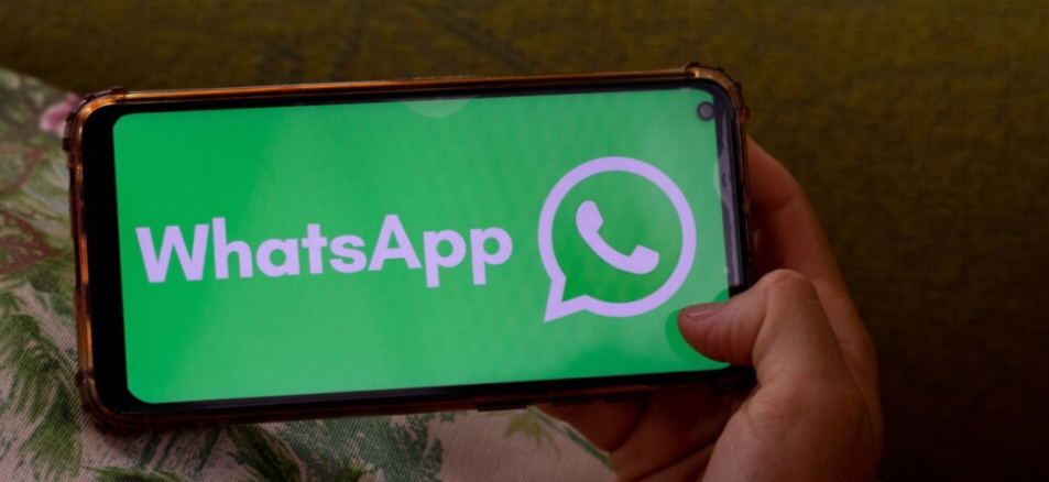 WhatsApp fica fora do ar e instabilidade gera memes na internet
