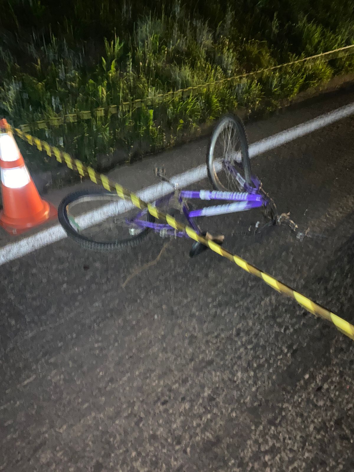 Ciclista morre ao ser atingido por caminhão, na BR-277, em Palmeira