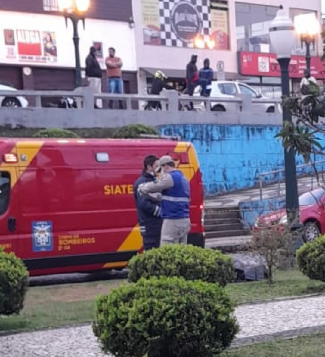 Homem é morto a facadas ao lado do Terminal Central em Ponta Grossa