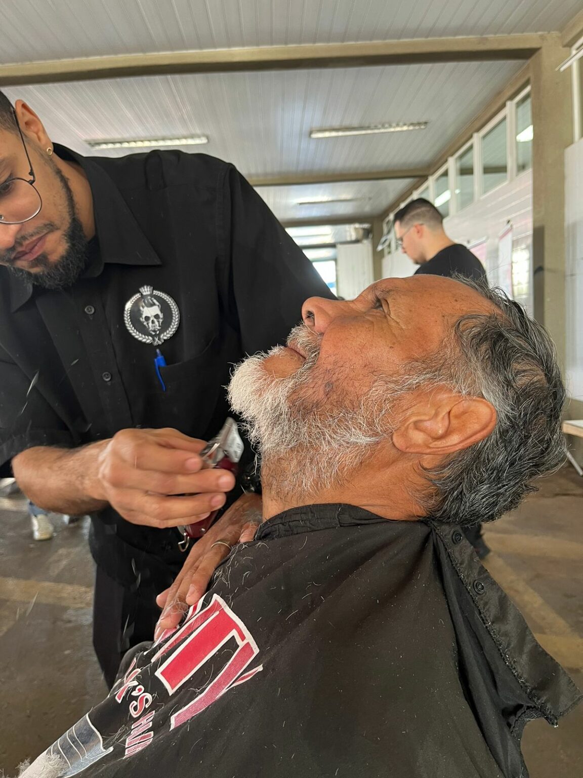 Ação de serviços atende moradores em situação de rua em Ponta Grossa