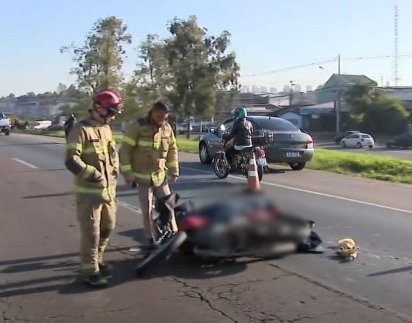 Motociclista morre em grave acidente envolvendo caminhão no Contorno