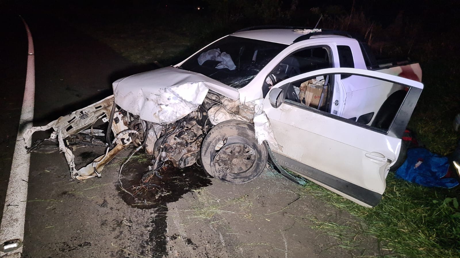 Policial fica preso às ferragens de veículo após grave acidente em PG