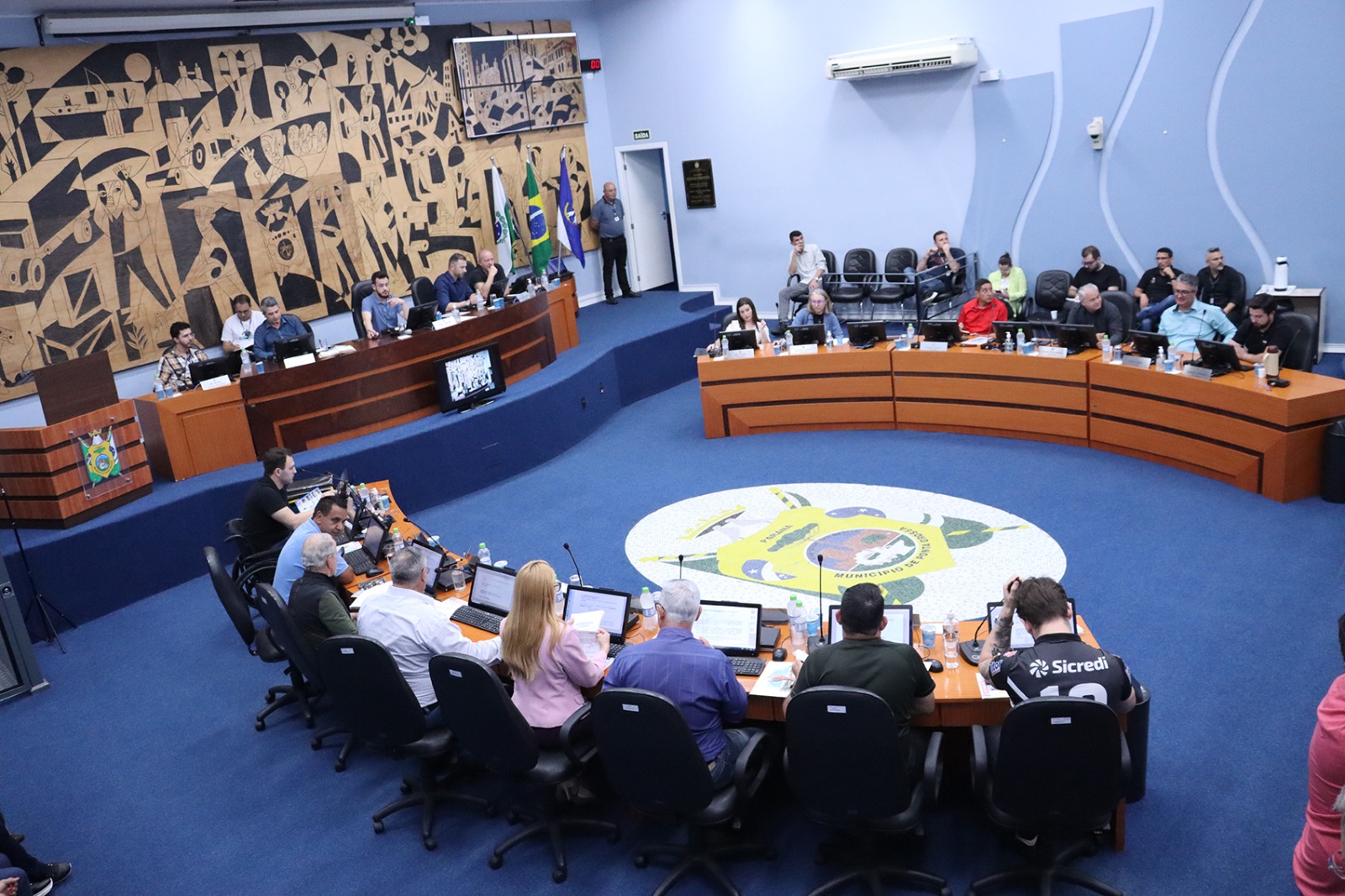 Câmara aprova lei que garante a garis acesso a água potável e sanitário em Ponta Grossa