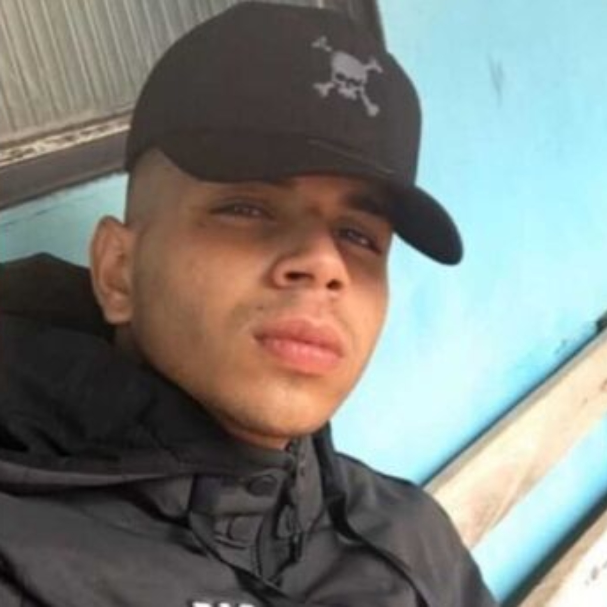 Jovem de 17 anos morre ao despencar de altura de oito metros enquanto trabalhava