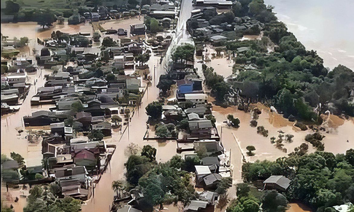 Sobe para 41 o número mortos em ciclone no Rio Grande do Sul