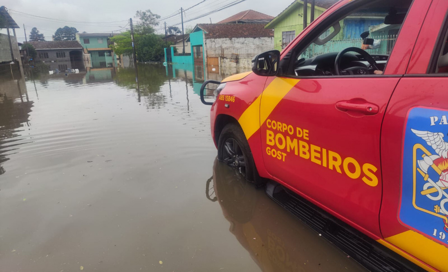 Em União da Vitória, bombeiros militares preparam apoio à limpeza da cidade e residências