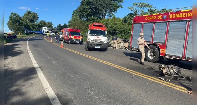 Grave acidente evolvendo cinco veículos deixa vítima morta na BR-277