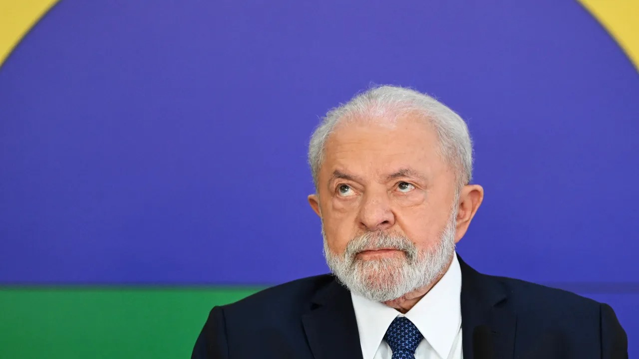 Governo Lula corta mais de 2,8 milhões de brasileiros do Bolsa Família