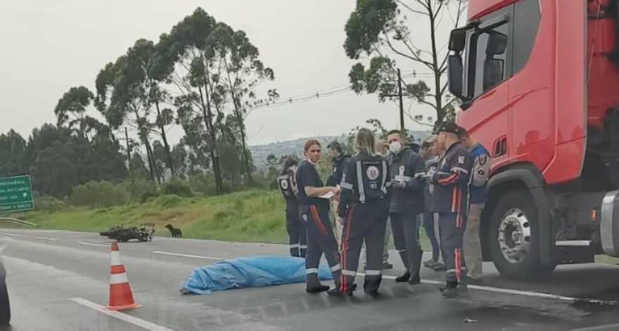 Motociclista morre em grave acidente em Ponta Grossa