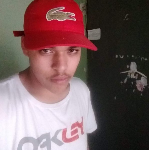 Jovem de 18 anos é violentamente assassinado com vários tiros