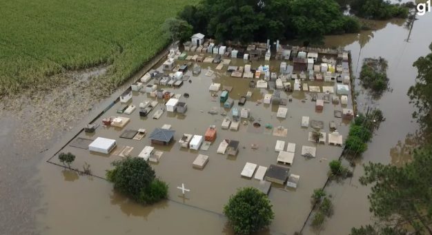 Cemitério que alagou em Ponta Grossa não tem licença ambiental e é irregular