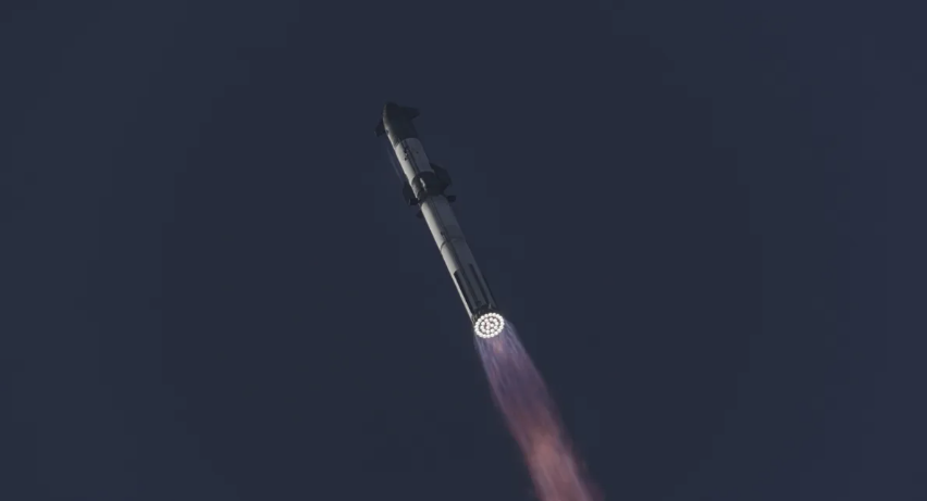 SpaceX lança foguete mais poderoso do mundo e perde contato com a nave