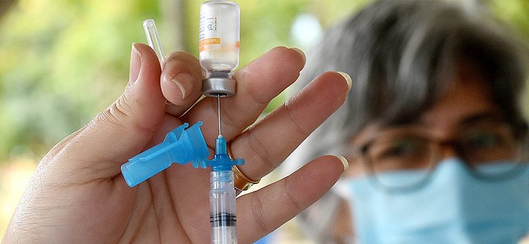 Ministério da Saúde divulga previsão de distribuição gratuita da vacina contra a Dengue