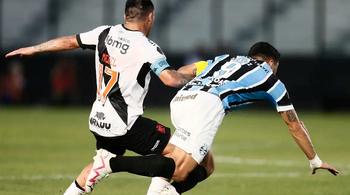 Grêmio joga por título e Vasco para fugir do rebaixamento