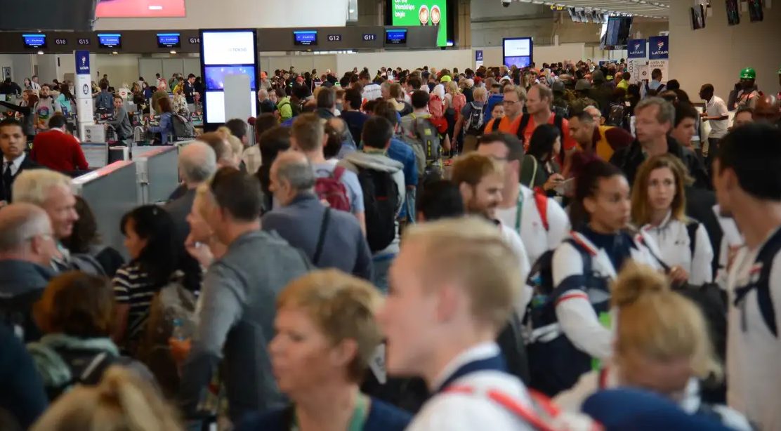 Principais aeroportos do país preveem movimento intenso no Natal