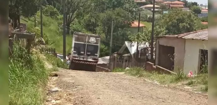 Bebê nasce morto e mãe tenta esconder corpo em mochila no Paraná