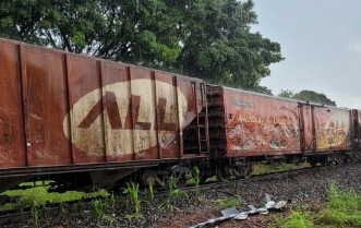 Calor excessivo causa bloqueio em linha de trem em PG