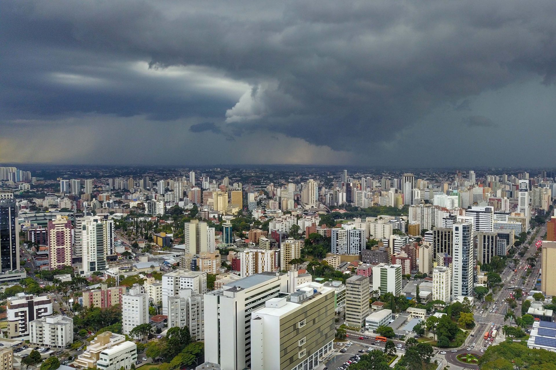 Paraná tem final de semana com temperaturas amenas
