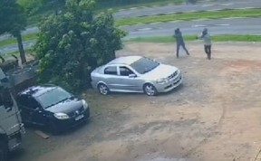 Vídeo: Câmera flagra homem sendo morto com vários tiros na BR-376