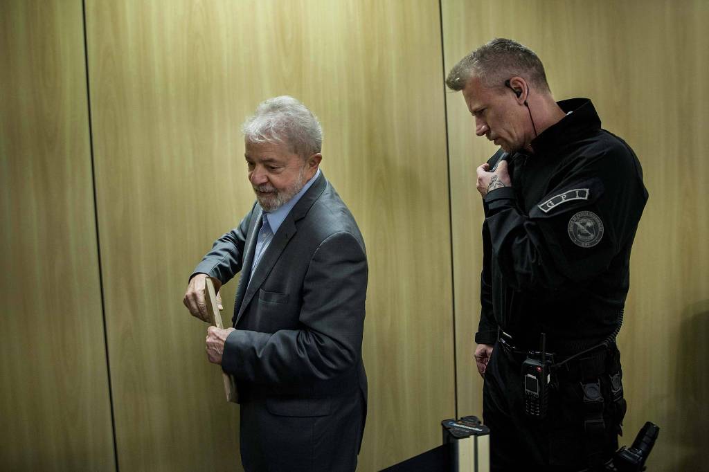 Antes respeitada, Polícia Federal atua como a KGB do regime Lula-STF-PT