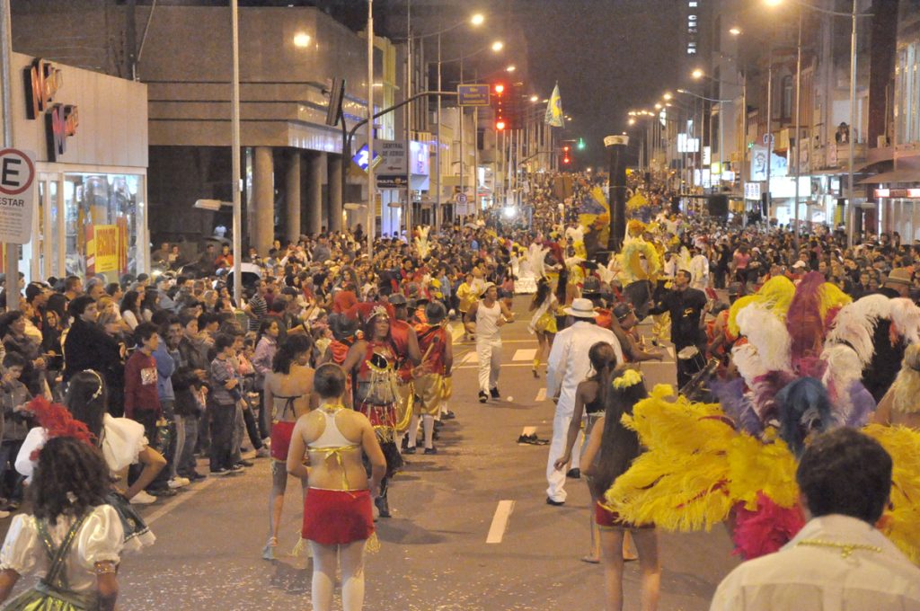 Folia, alegria e festa: vem aí o carnaval de Ponta Grossa