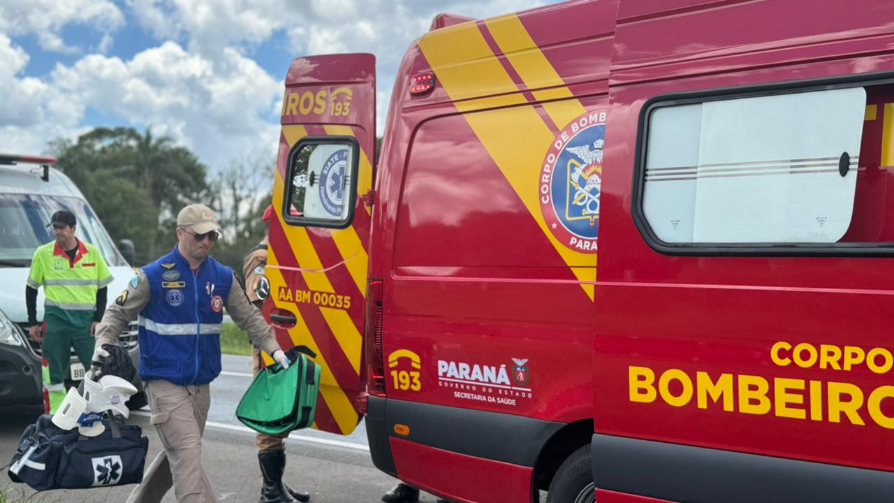 Caminhão em chamas na PR-151