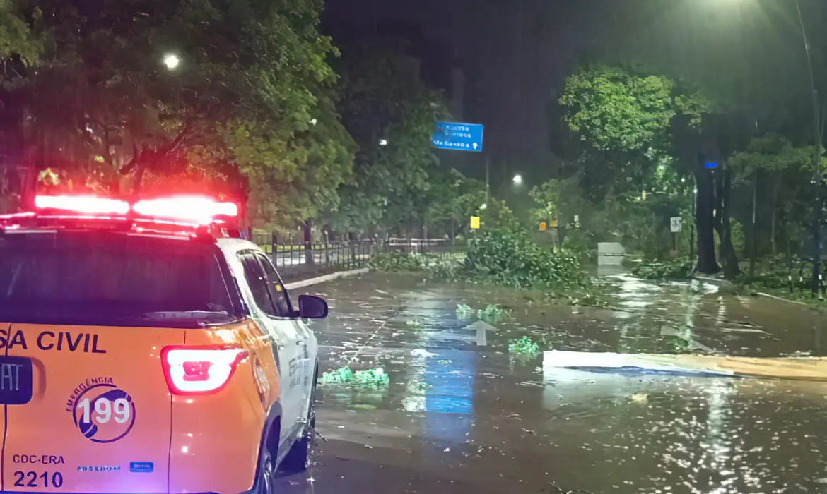 Governo federal reconhece situação de emergência em Porto Alegre