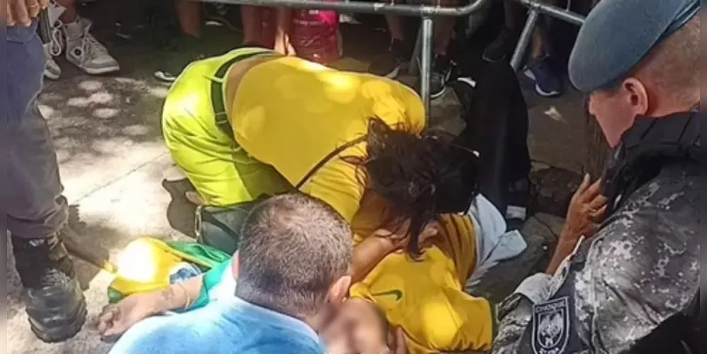 Manifestante fica gravemente ferida após queda durante ato político em prol de Bolsonaro