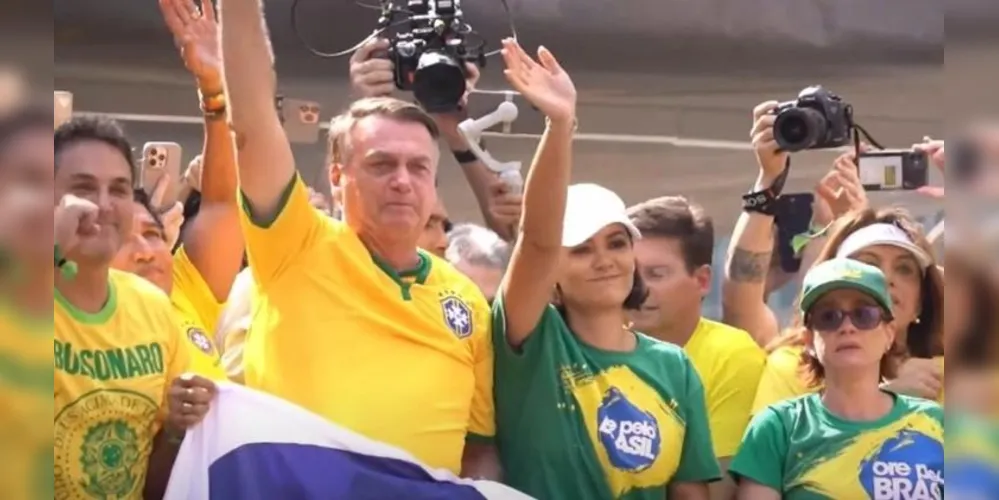 Michele Bolsonaro fala sobre as injustiças cometidas contra o ex-presidente Jair Bolsonaro