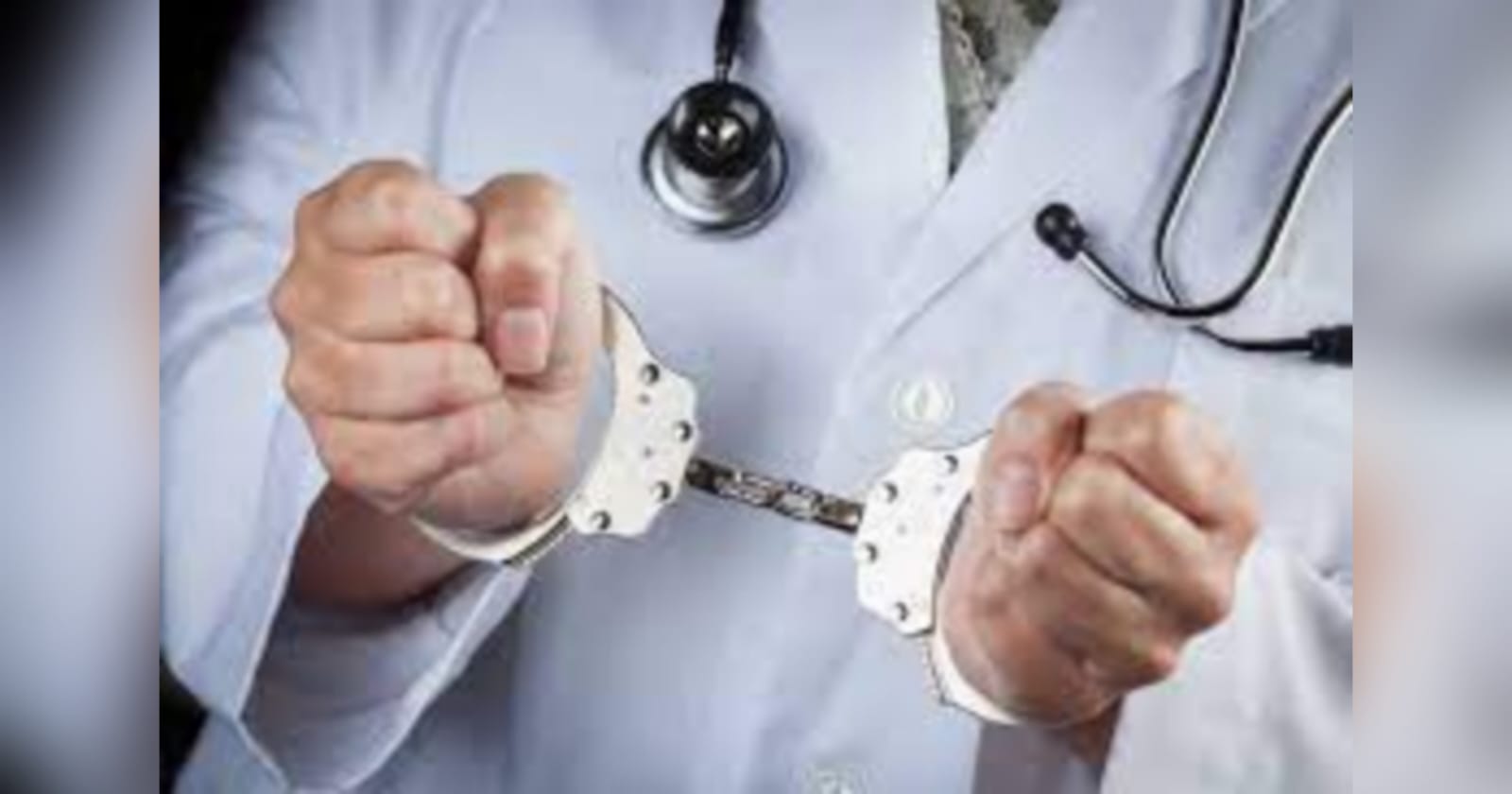 Ginecologista é preso suspeito de abusar de suas pacientes