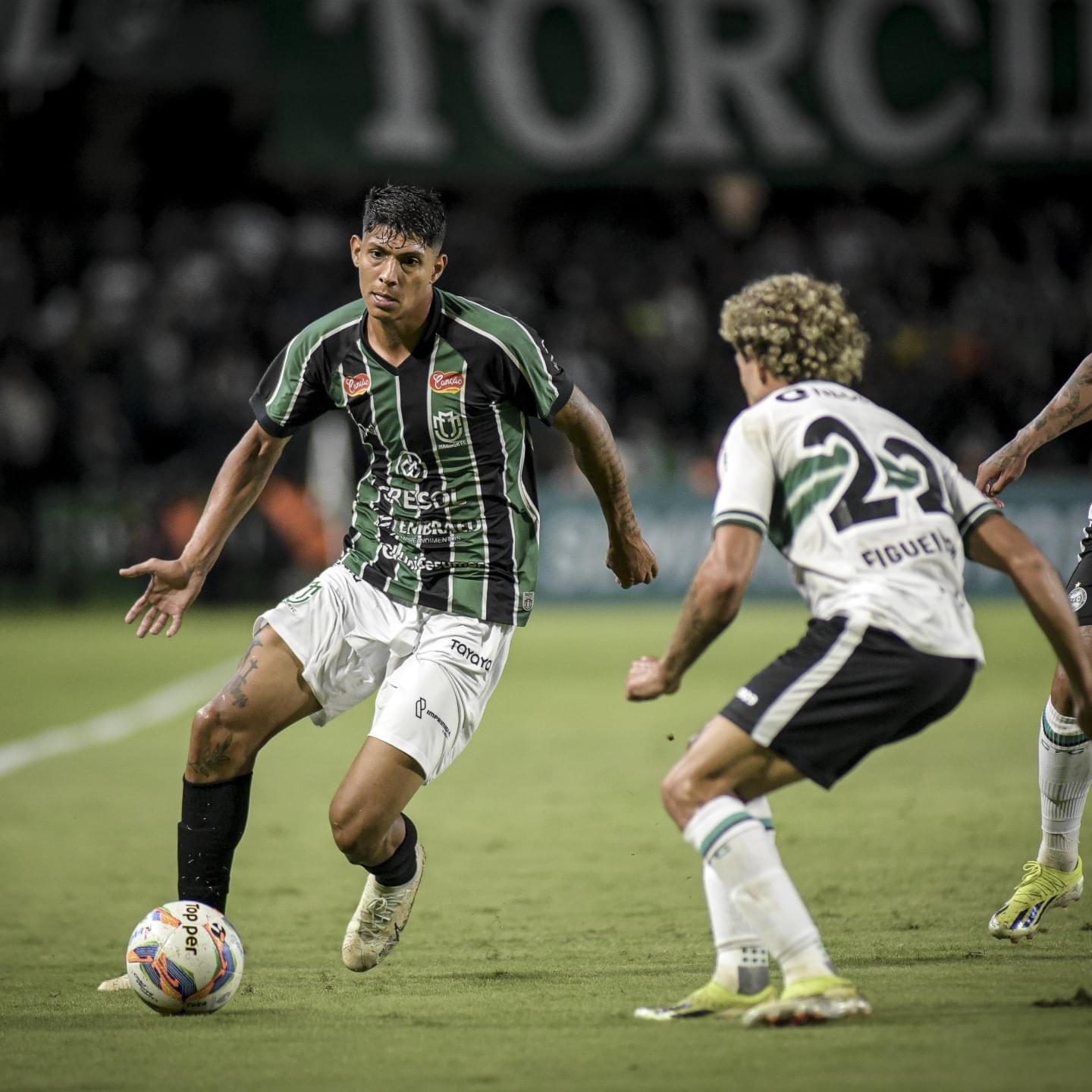 Maringá segura o Coritiba e garante vaga na final do Campeonato Paranaense
