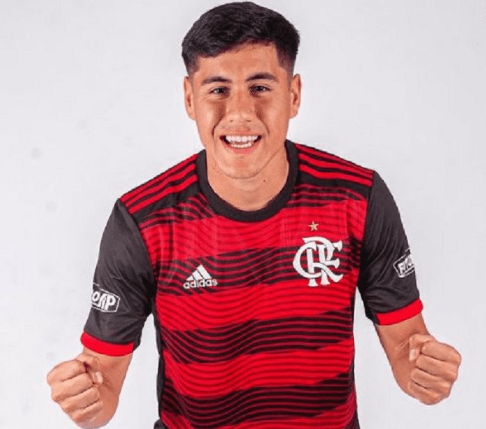 Operário acerta com Santiago Ocampos do Flamengo e Daniel do Atlético-Go