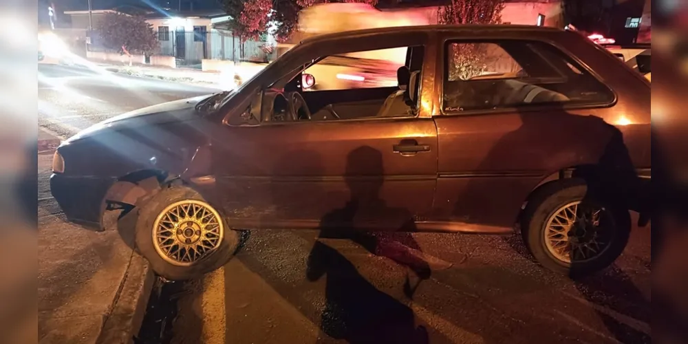 Motorista bêbado causa acidente no bairro de Oficinas