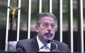 Petistas temem que Arthur Lira paute impeachment de Lula