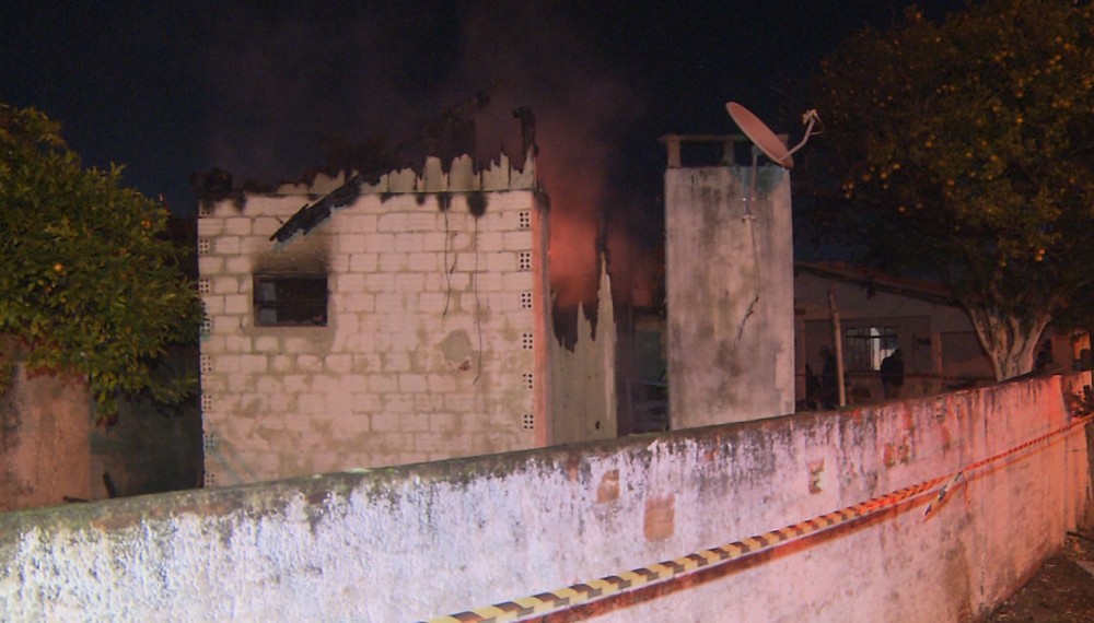 Casal de idosos morre carbonizado em Campo Largo