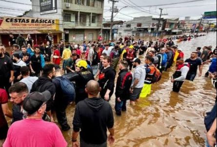 Governo  comprará quase 2 mil imóveis para desabrigados no RS