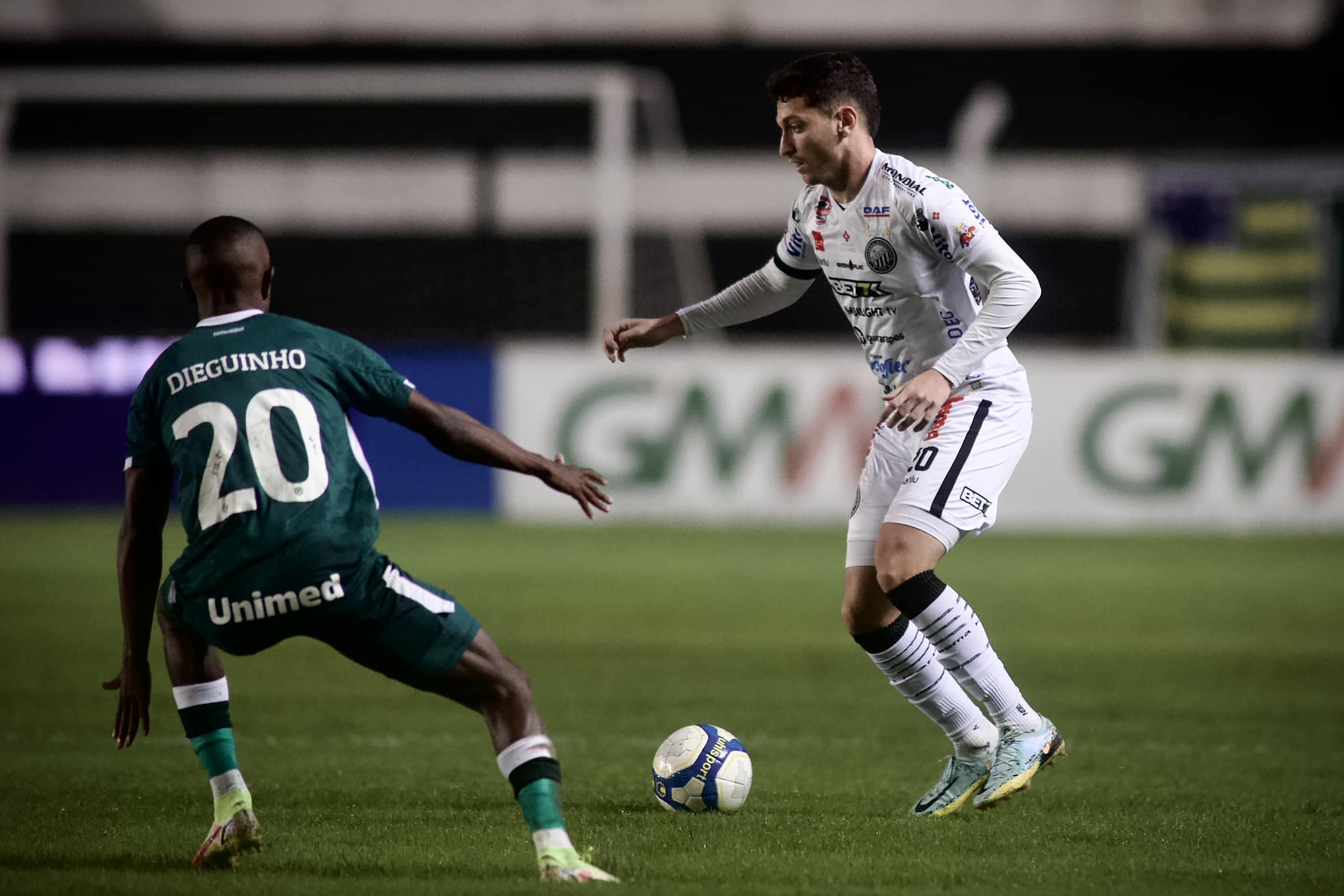 Operário joga hoje no GK buscando permanecer no G4