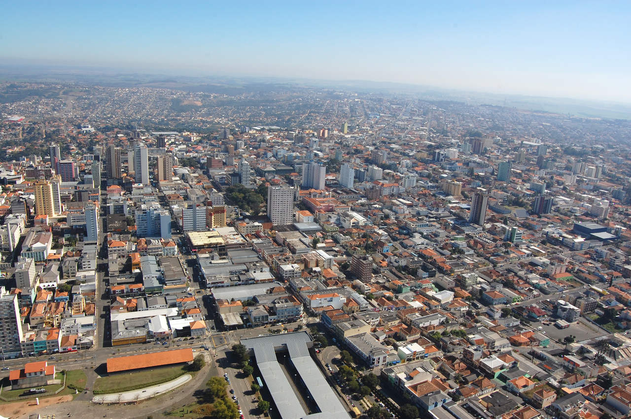 Feriado municipal altera funcionamento do comércio em Ponta Grossa